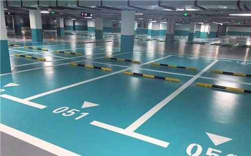 兴海兴海环氧地坪中涂：构筑坚固地面的关键环节